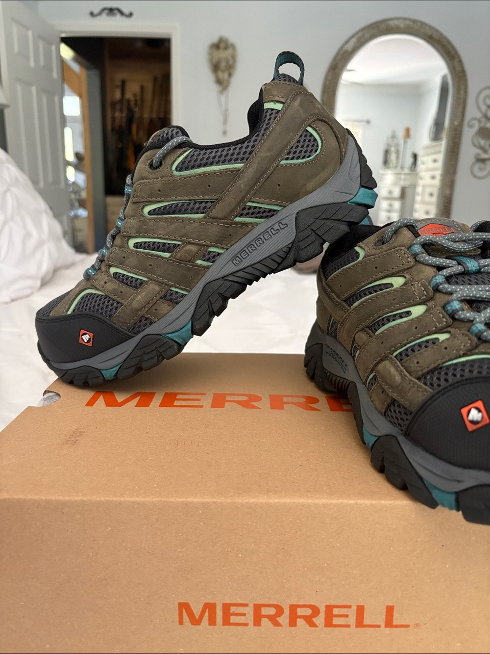 Merrell Hiking Boots NEW IN BOX  in Pewter and Aqua Blue
